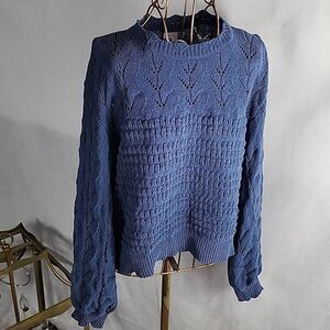 Lavender Blue Knit Cropped Wide Sleeved Sweater Size M